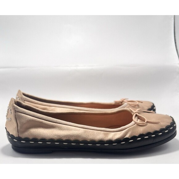 CHANEL Pink Satin Flats with Black Trim - Picture 4 of 10